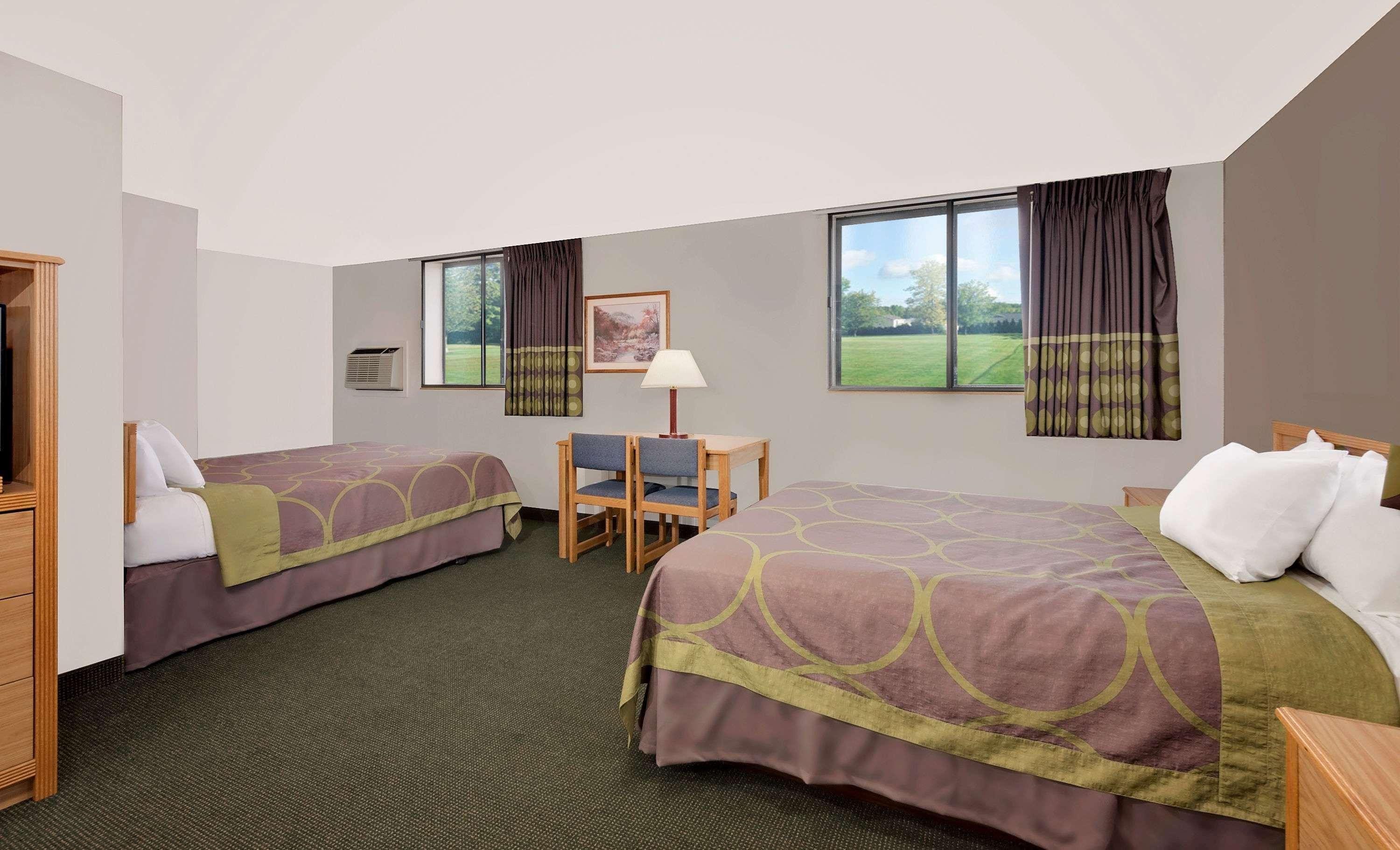 Super 8 By Wyndham Spearfish Hotel Exterior photo
